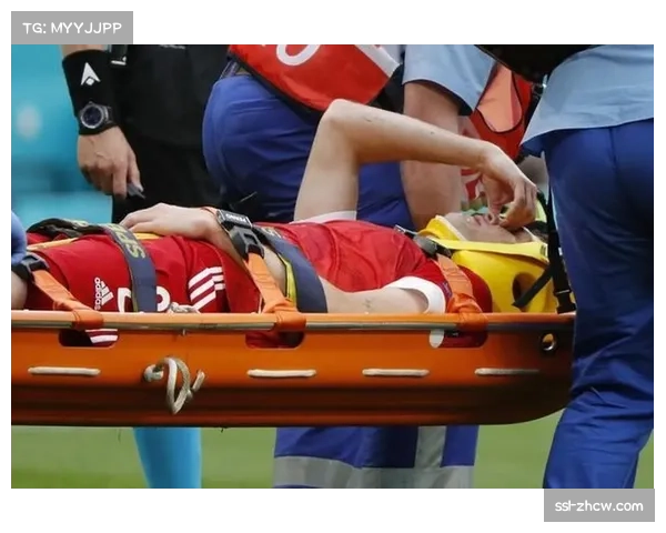 伤情速报：贝蒂斯后卫米兰达无对抗下倒地，被担架抬离球场